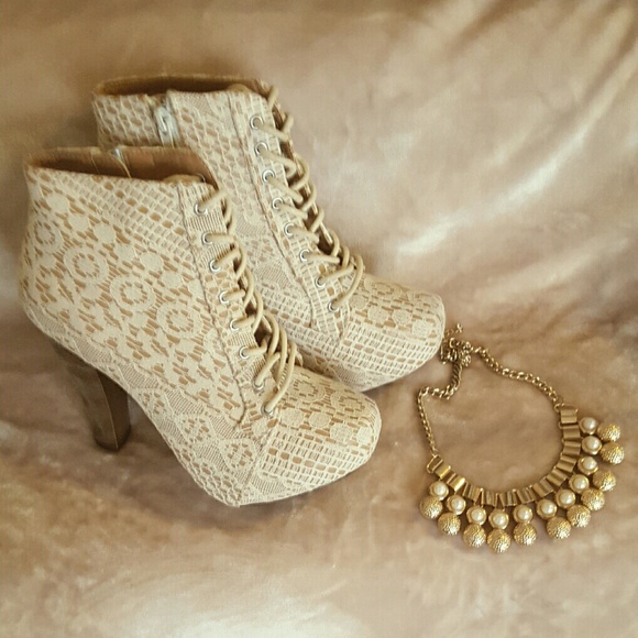 Lace booties