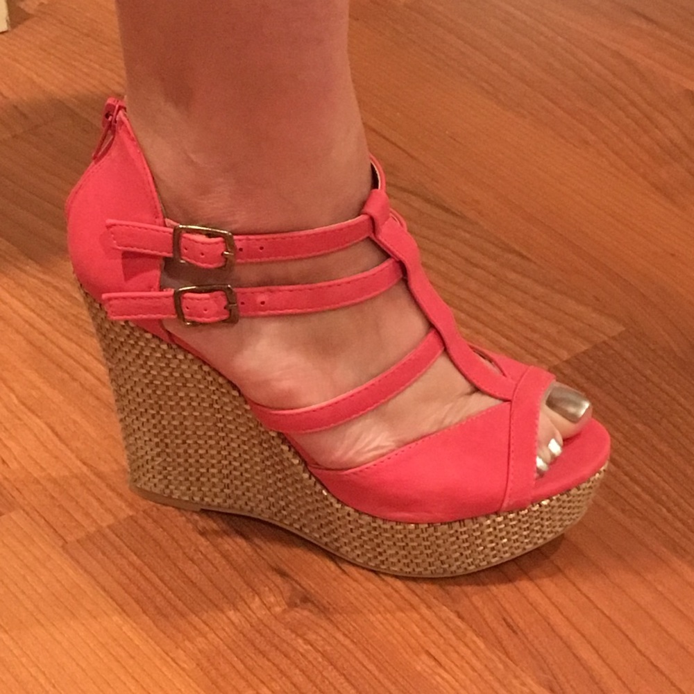 NWOT,Platform wedges, 5"