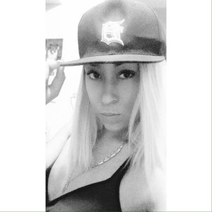 Meet your Posher, Olivia