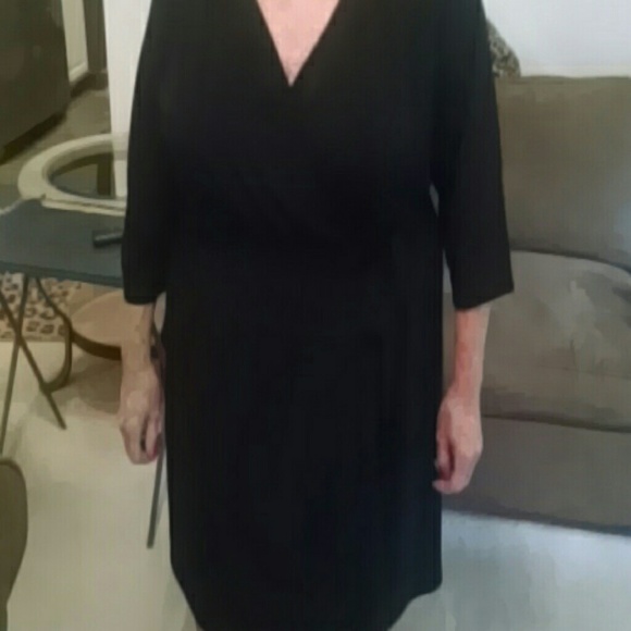 Lb Blk jersey wrap dressw/zipper detail 18/20nwt