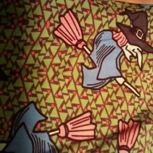 LULAROE BRAND NEW HALLOWEEN OS WITCH LEGGINGS