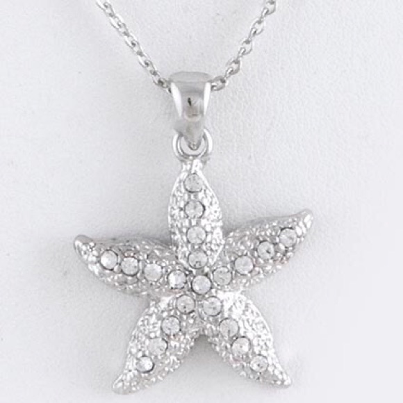 ❌SOLD❌Crystal Encrusted Starfish Pendant Necklace