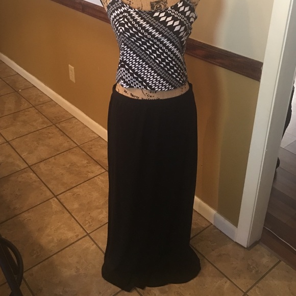 Decree Dresses & Skirts - crop top & maxi skirt