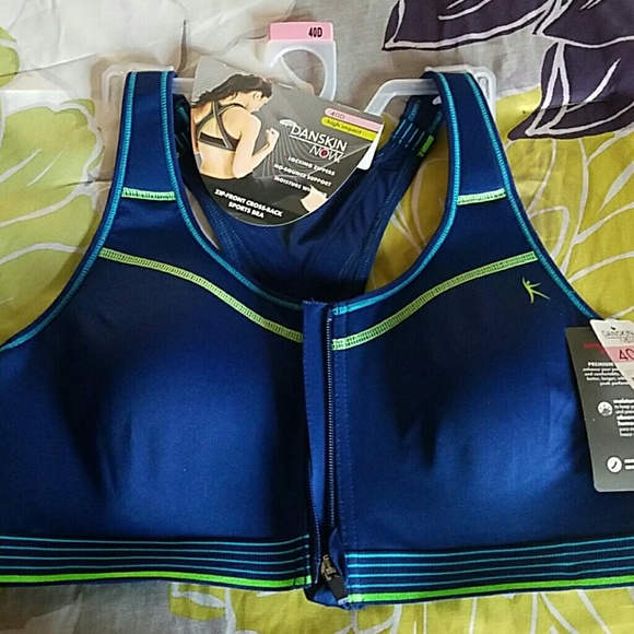 Danskin Zip Front Cross Back Sports Bra