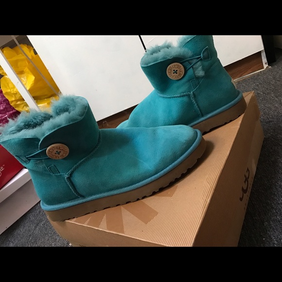 Teal Mini Bailey Button Uggs
