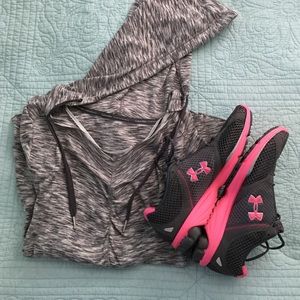 🎯FLASH SALE!!! Under Armour shoes!!!!!