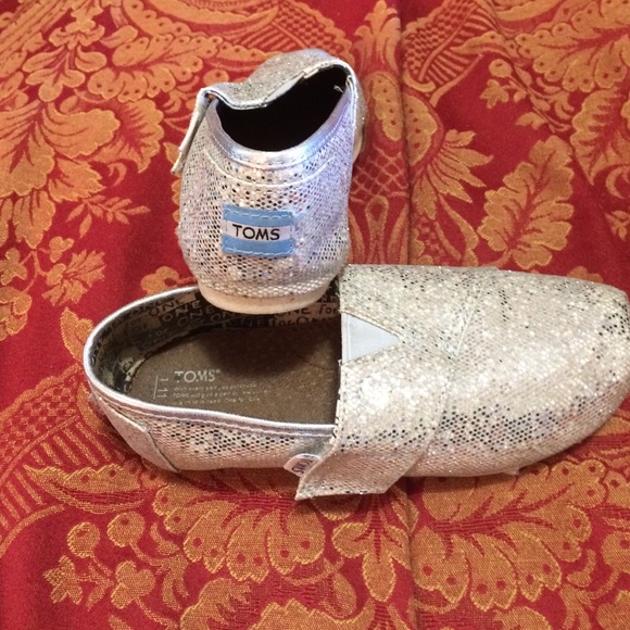 Toms shoes size 11 - For Toddlers