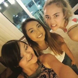 Meet your Posher, Chloe