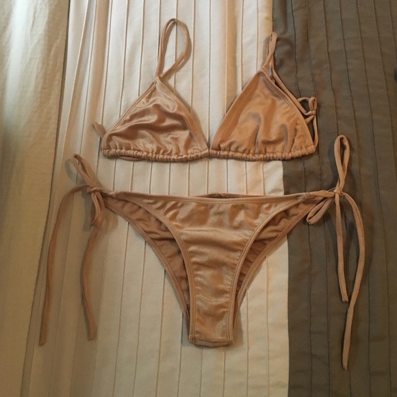 Tan swinsuit
