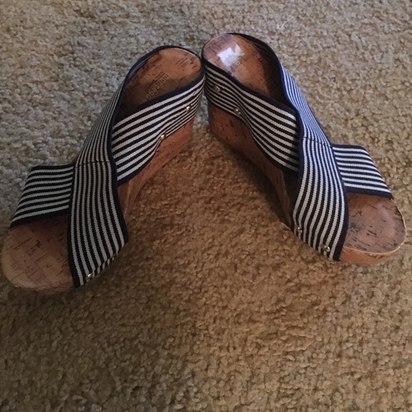 Navy blue and white striped wedges!