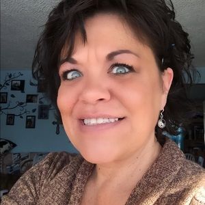 Meet your Posher, Heidi