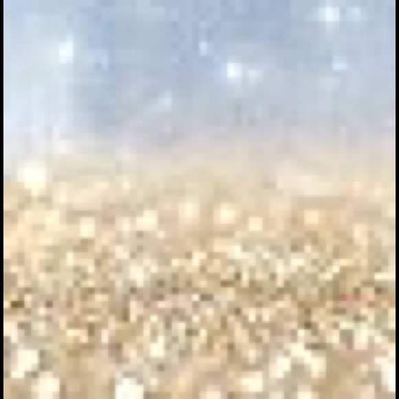 Meet your Posher, Amanda - Picture 1 of 1