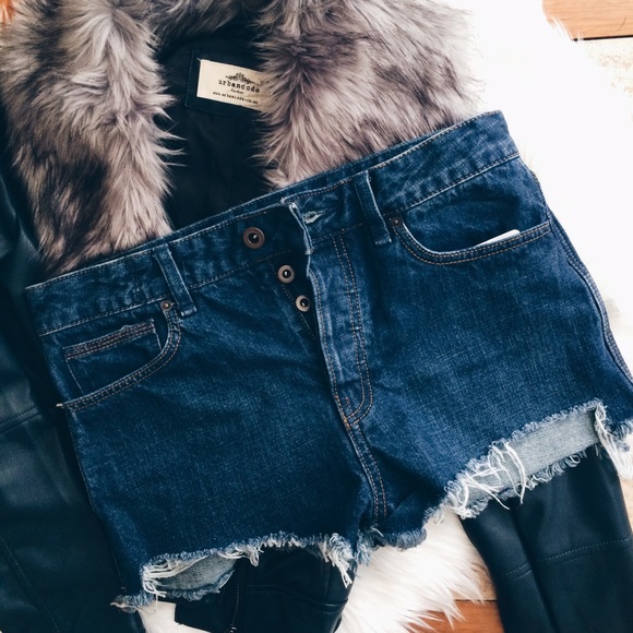 FP | LOGAN DENIM SHORTS