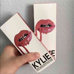 Kylie lip kit