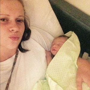 Meet your Posher, Ella