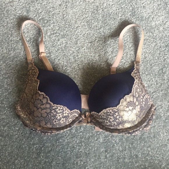 Victoria's Secret - Dream Angels 32A Bra