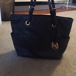 Large michael kors purse
