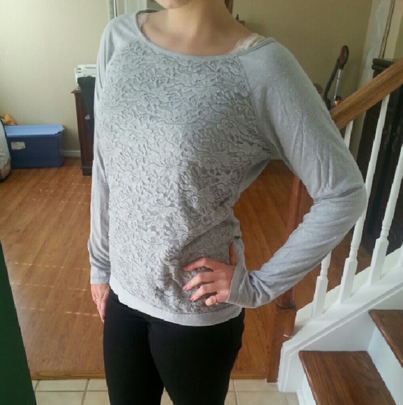 Grey long sleeve top
