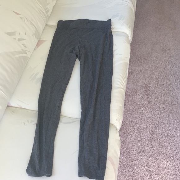 Gray Victoria's Secret Pink leggings!