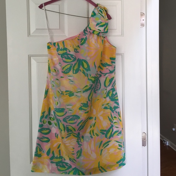 Lilly Pulitzer size 8 Chloe Dress