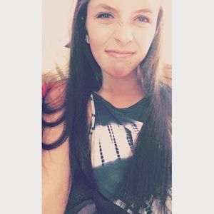 Meet your Posher, Brittni