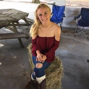 Meet your Posher, Kaylyn