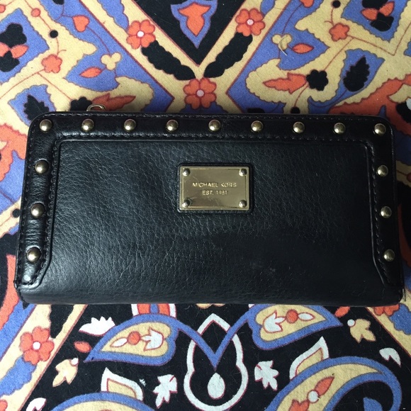 Michael kors wallet