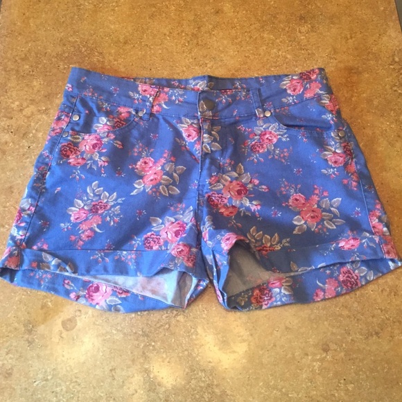 Floral Shorts
