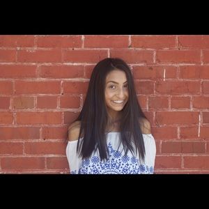 Meet your Posher, Shifa