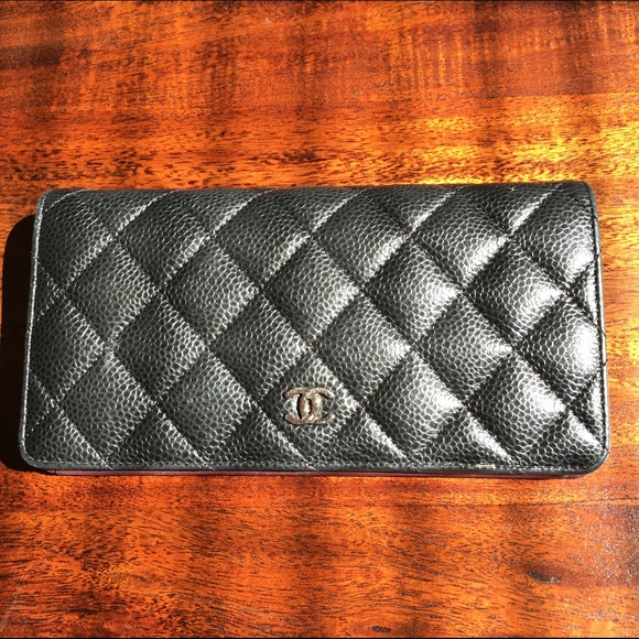 Chanel Caviar Calfskin Quilted Wallet