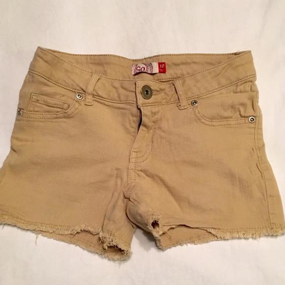 So khaki shorts - Picture 1 of 2