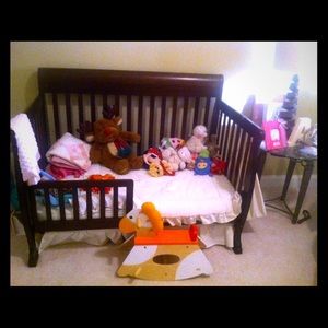 Storkcraft baby bed and Mattress.