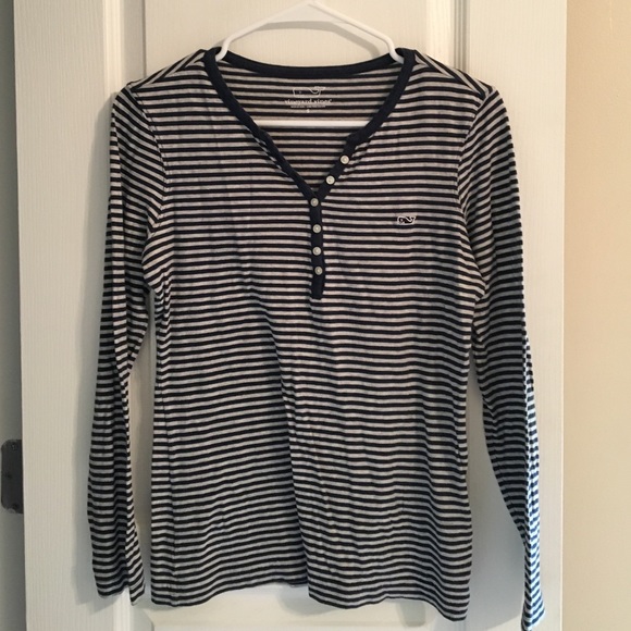 Vineyard Vines button shirt