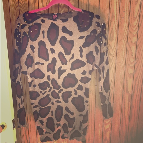 2B Bebe long sleeved top