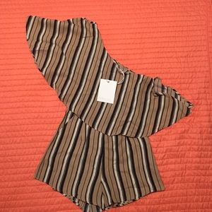 One shoulder shorts romper