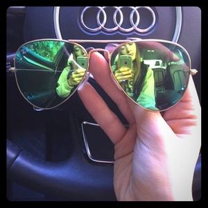 Ray-ban polarized aviators