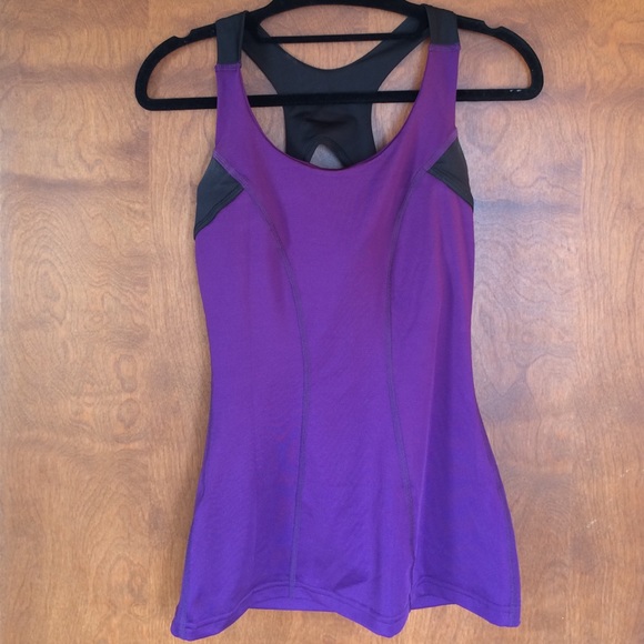Athletic top