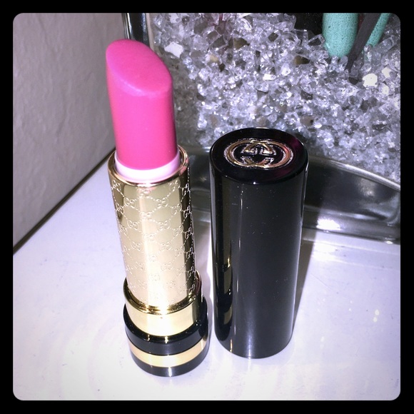 gucci pink lipstick