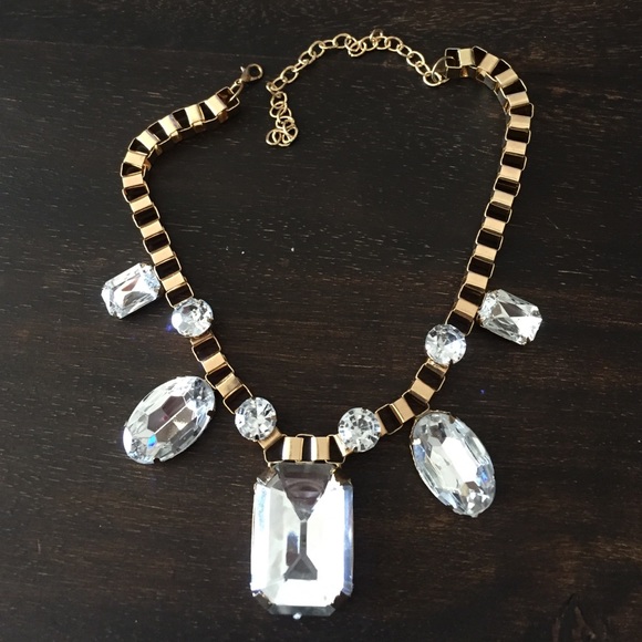 Lightweight statement piece