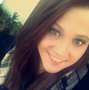 Meet your Posher, Destinie