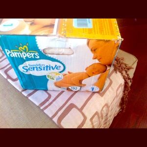 Pampers Swaddlers Sensitive