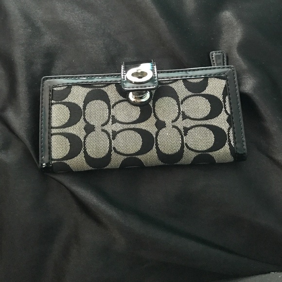 Coach wallet