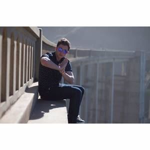 Meet your Posher, Zac