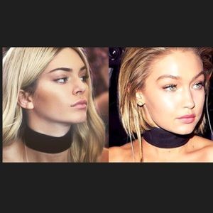 Wide Black Velveteen Choker