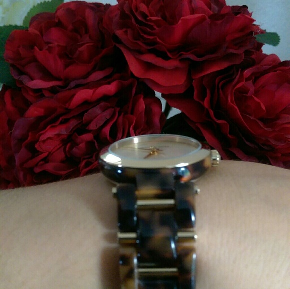 Brand New Michael Kors Women's Watch MK4314 - Picture 2 of 4