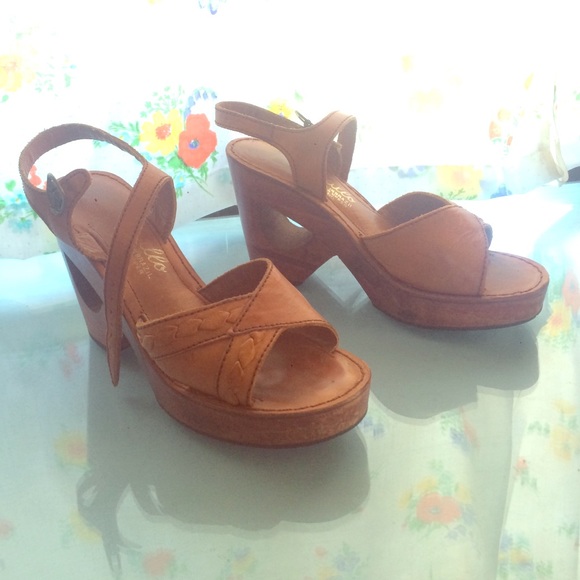 Vintage wooden wedges 5.5