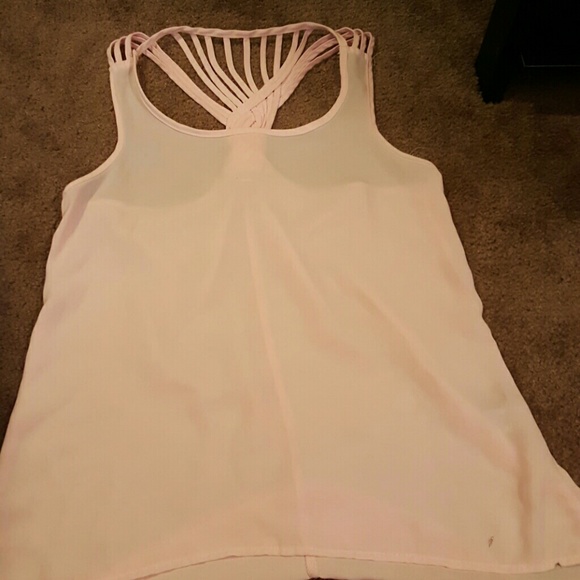 pink tank top