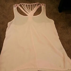 pink tank top
