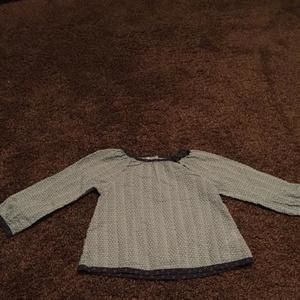 Long sleeve lightweight shirt