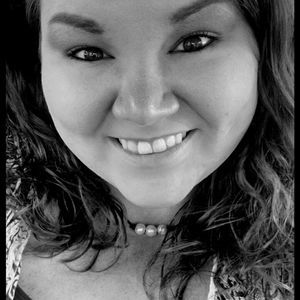 Meet your Posher, Lanie